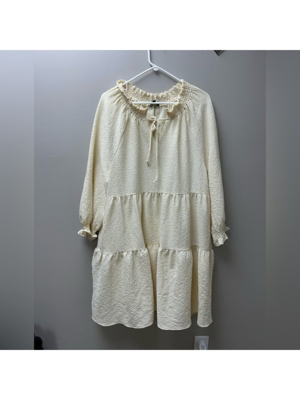 Roolee Women’s Long Sleeve‎ Beige V Neck Tiered Ruffled Midi Dress